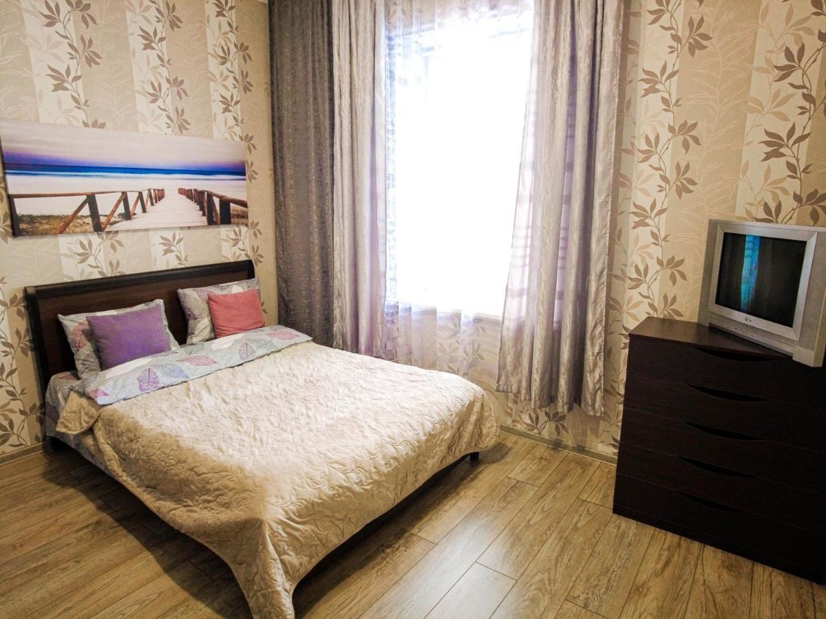 Світло Цілодобово Apartments In The City Center Lviv Extérieur photo